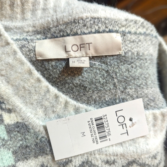 Loft Patchwork Fair Isle Sweater Medium - blue soft NWT - Picture 3 of 3